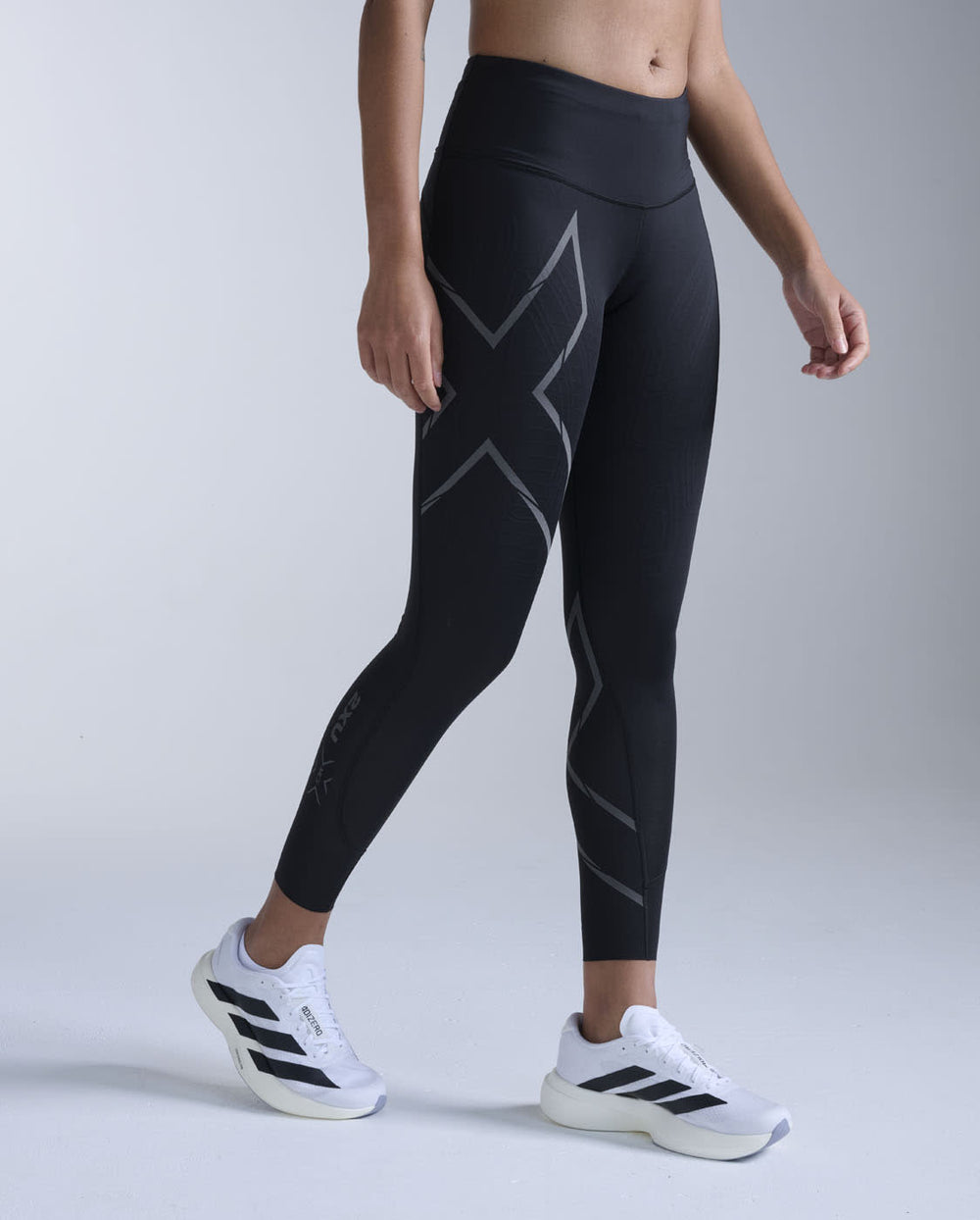 Light Speed Mid-Rise Compression Tights Women | 2XU