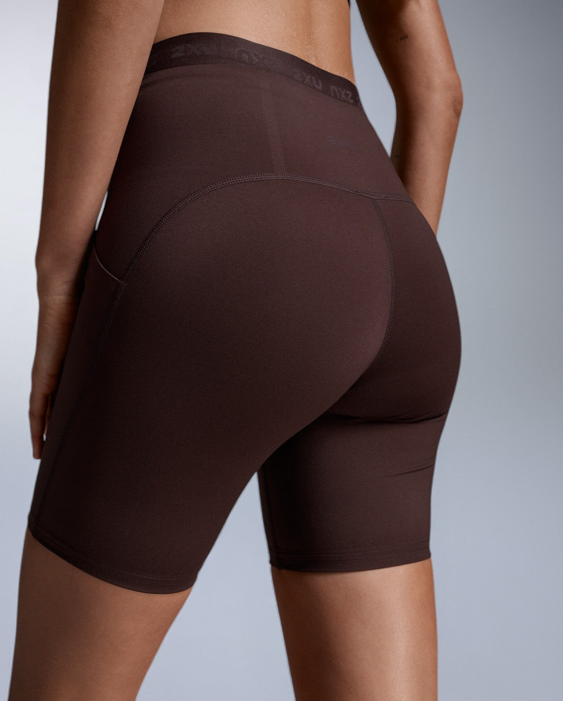 Form Stash Hi-Rise Compression 6 Inch Shorts, Bark/Bark
