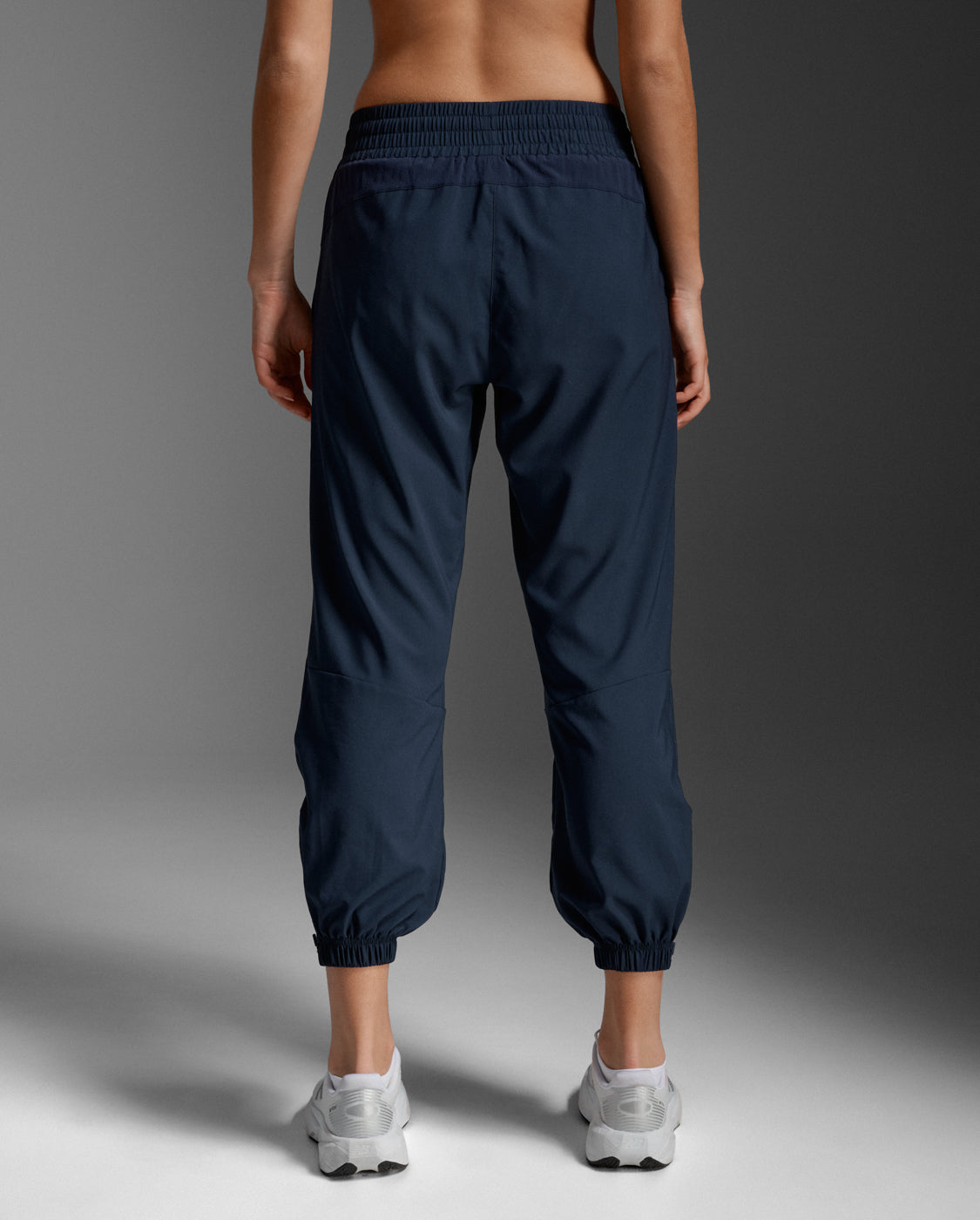 Aero Hi-Rise Woven Jogger, Midnight/Silver Reflective